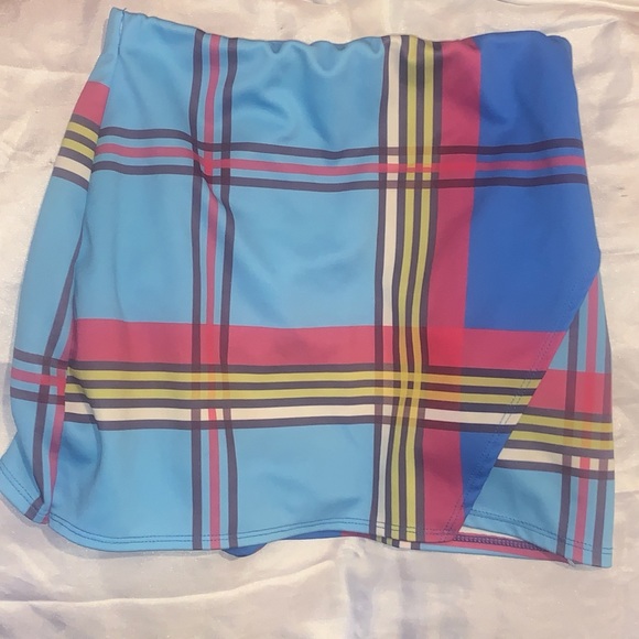 Plaid multicolored skirt size 8 - Picture 3 of 5